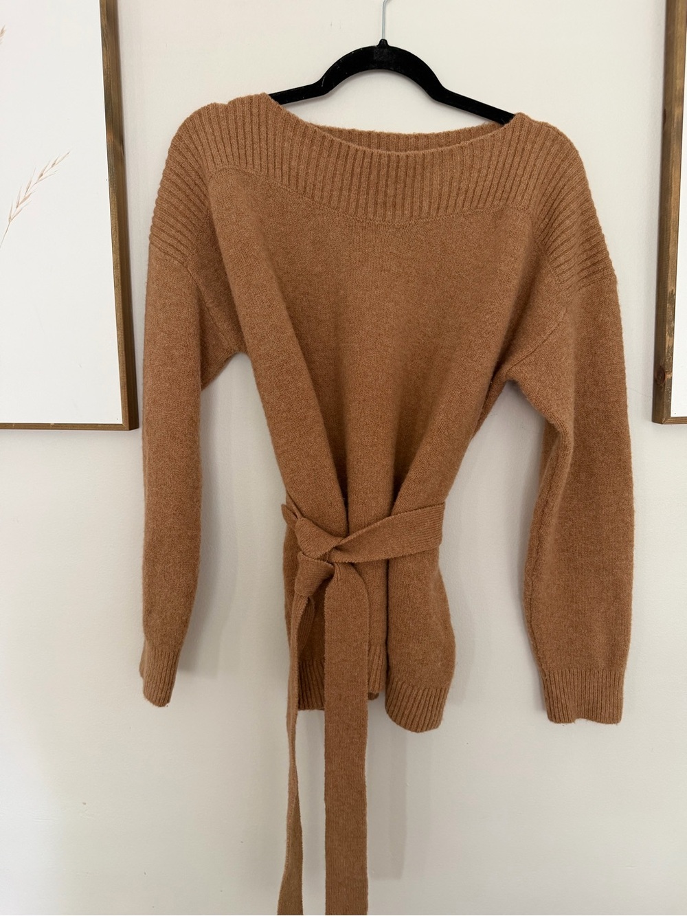 Madewell Women’s Belted Boatneck Sweater - Camel
